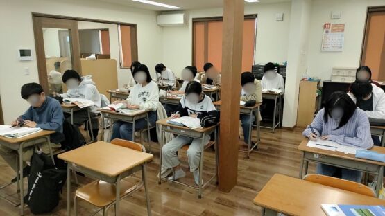 📚✨11/23・11/24 期末テスト対策勉強会を開催しました!